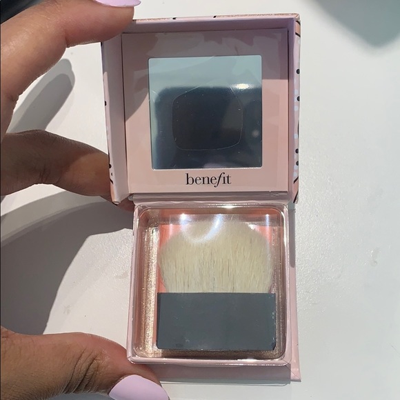 New Benefit ‘Cookie’ highlighter - Picture 2 of 3